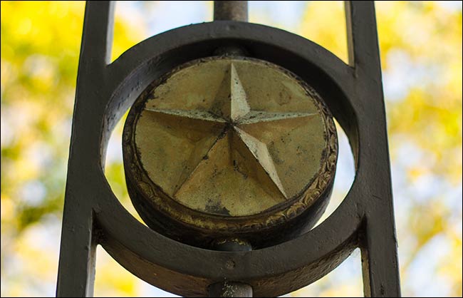 a star in treptower park